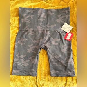 Spanx High-Rise Camo Biker Shorts — Gray/Black Print
